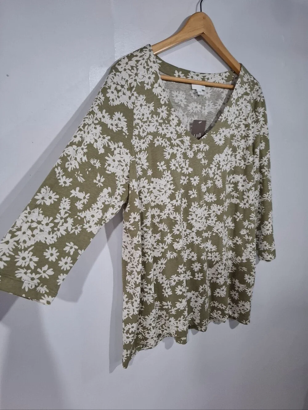 J.JILL Womens Olive Green Daisy Floral V-Neck Shirt Top 3/4 Sleeve XL NWT Ladies - Picture 3 of 12